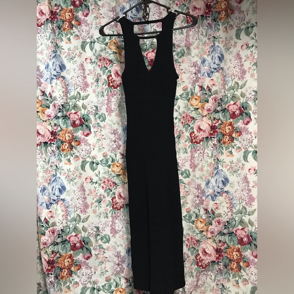 Socialite sleeveless black sweater/knit dress size XS